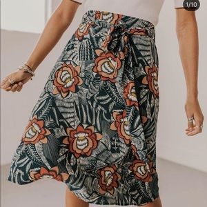 SOLD Roolee Modest Midi Skirt XS